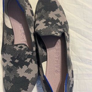 Rothy's Black and Gray Camouflage Flats